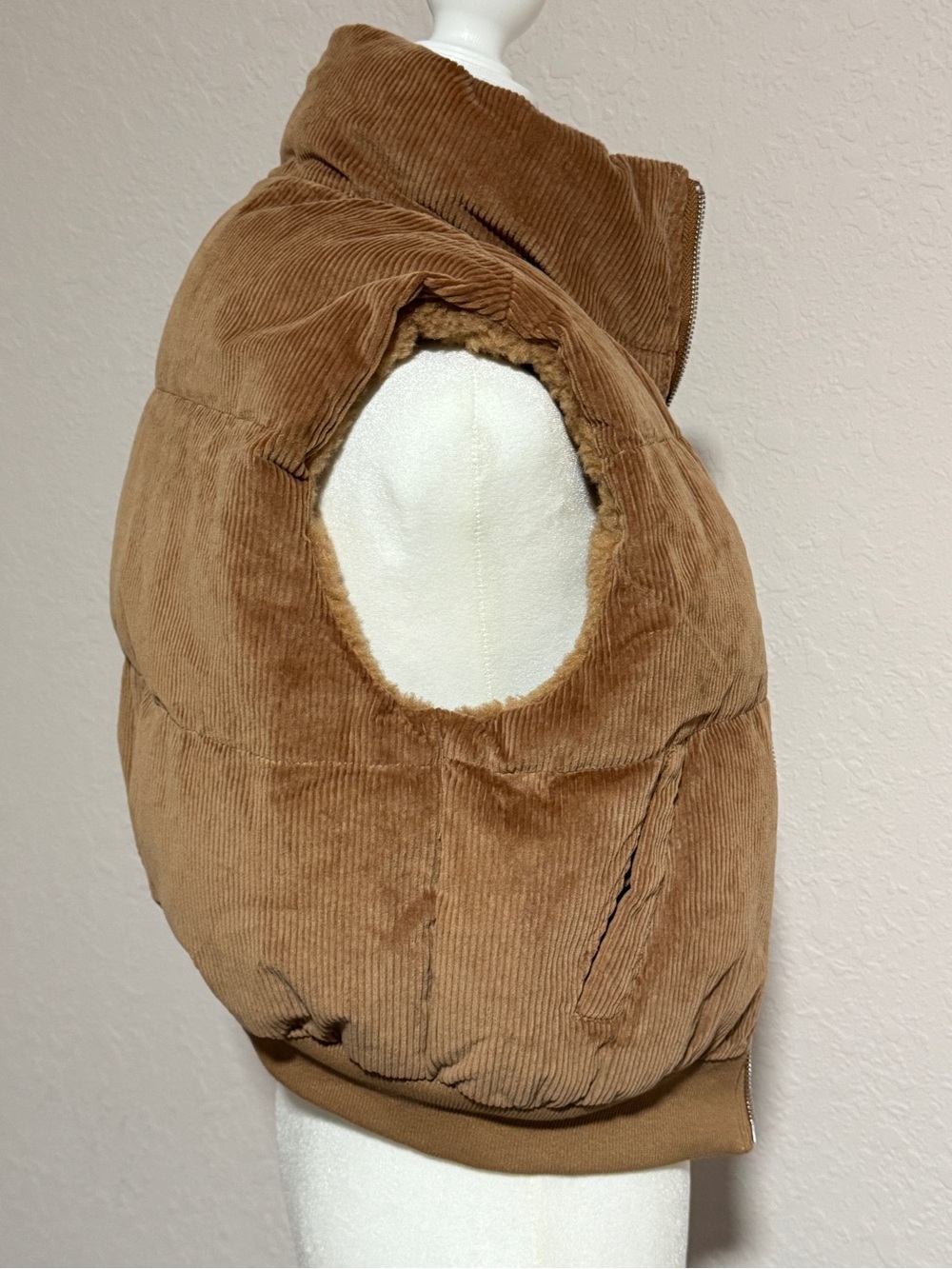 Brown Corduroy Sherpa Lined Zip Vest Cozy Fall Winter S - Picture 8 of 8